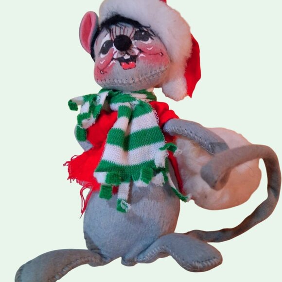 Vintage Annalee Christmas Mouse Santa Hat Scarf Decor 8" 1970s Doll Holiday Figu - Picture 7 of 8